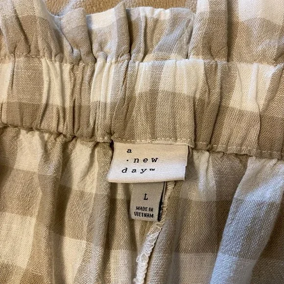 New Day Linen Paperbag Shorts With Belt - Picture 7 of 8